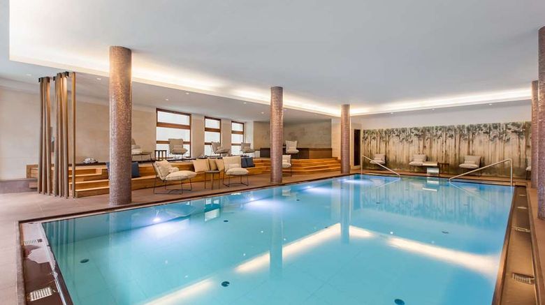 <b>Grand Hotel Savoia-A Radisson Collection Pool</b>. Images powered by <a href="https://iceportal.shijigroup.com/" title="IcePortal" target="_blank">IcePortal</a>.