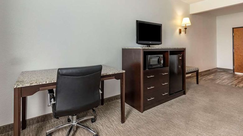 <b>Comfort Inn and Suites Gatesville Room</b>. Images powered by <a href="https://iceportal.shijigroup.com/" title="IcePortal" target="_blank">IcePortal</a>.