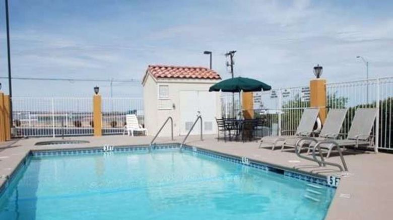 <b>Econo Lodge Inn and Suites El Paso West Pool</b>. Images powered by <a href="https://iceportal.shijigroup.com/" title="IcePortal" target="_blank">IcePortal</a>.