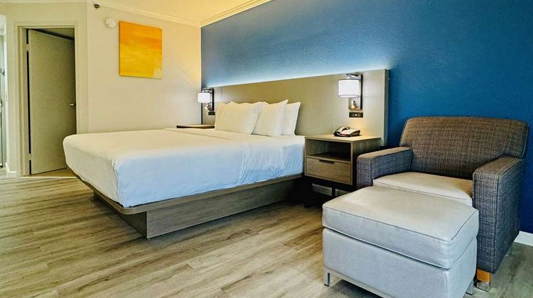 City Express I-10 W Energy Corridor Room