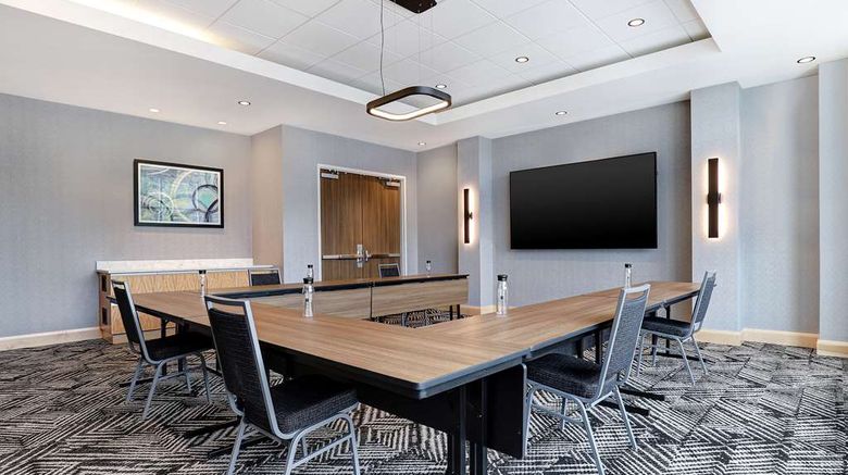 <b>Hyatt Place Ottawa West Meeting</b>. Images powered by <a href="https://iceportal.shijigroup.com/" title="IcePortal" target="_blank">IcePortal</a>.