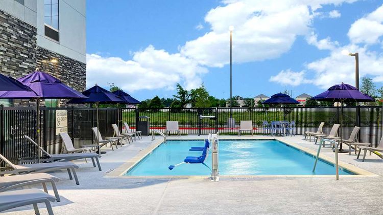 Hampton Inn & Stes Houston E Beltwaway 8 Pool