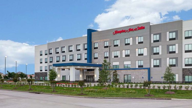 Hampton Inn & Stes Houston E Beltwaway 8 Exterior