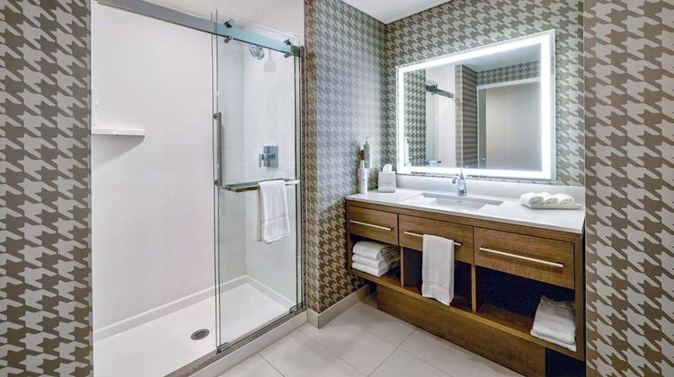 Home2 Suites by Hilton Downtown Room