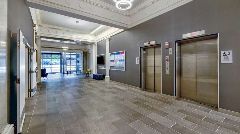 <b>Tru by Hilton Minneapolis Downtown Lobby</b>. Images powered by <a href="https://iceportal.shijigroup.com/" title="IcePortal" target="_blank">IcePortal</a>.