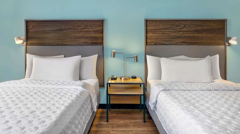 <b>Tru by Hilton Minneapolis Downtown Room</b>. Images powered by <a href="https://iceportal.shijigroup.com/" title="IcePortal" target="_blank">IcePortal</a>.