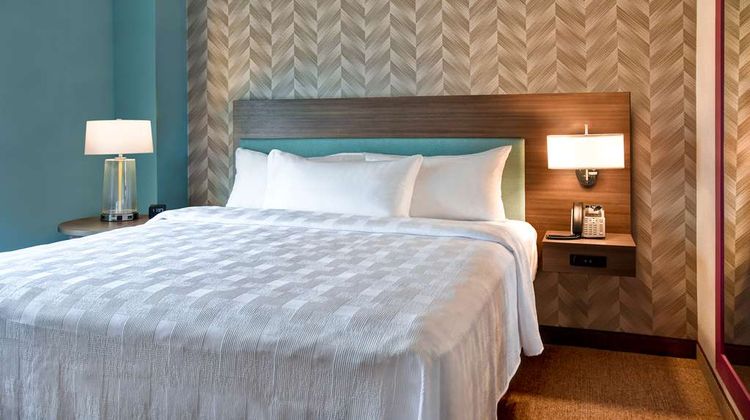 Home2 Suites by Hilton Bowling Green Room