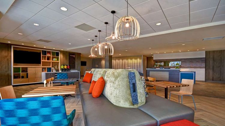 Home2 Suites by Hilton Bowling Green Lobby