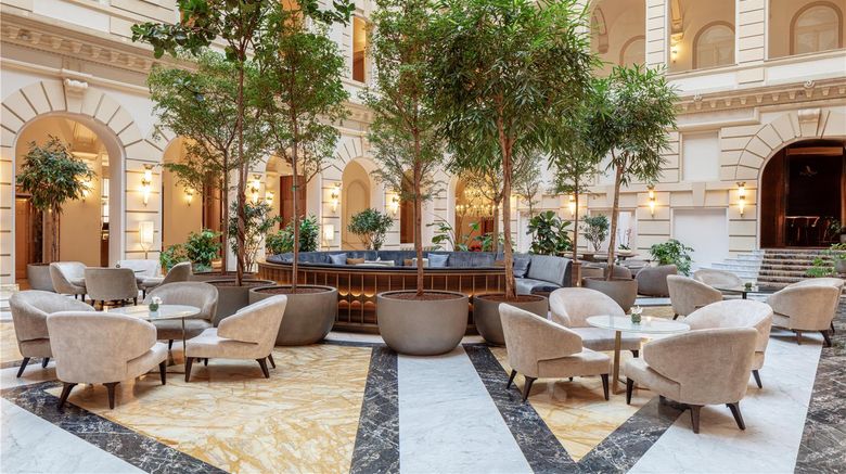 <b>Anantara New York Palace Budapest Hotel Lobby</b>. Images powered by <a href="https://iceportal.shijigroup.com/" title="IcePortal" target="_blank">IcePortal</a>.