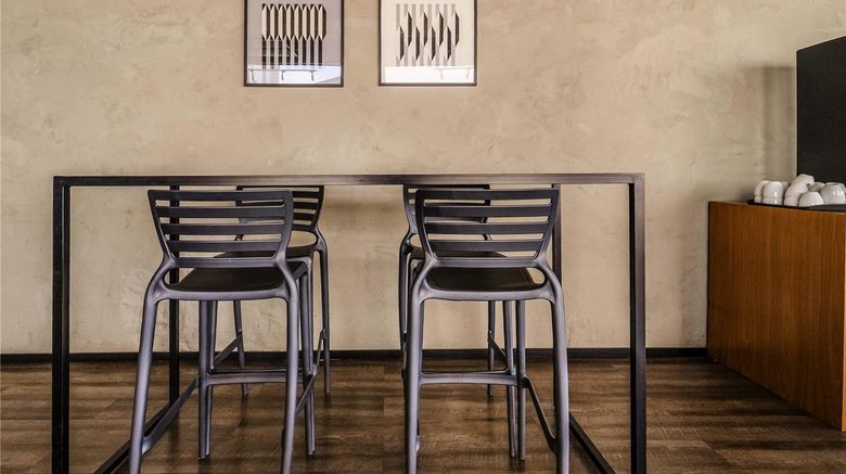 <b>Ibis Hotel Cuiaba Shopping Restaurant</b>. Images powered by <a href="https://iceportal.shijigroup.com/" title="IcePortal" target="_blank">IcePortal</a>.
