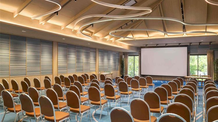 Mercure Rayong Lomtalay Villas & Resort Meeting
