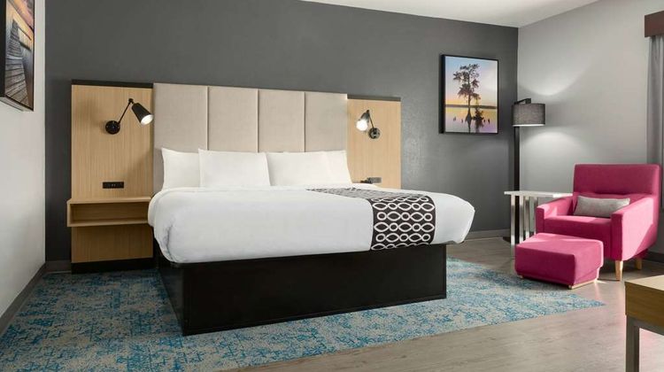 La Quinta Inn Wyndham Selma/Smithfield Suite