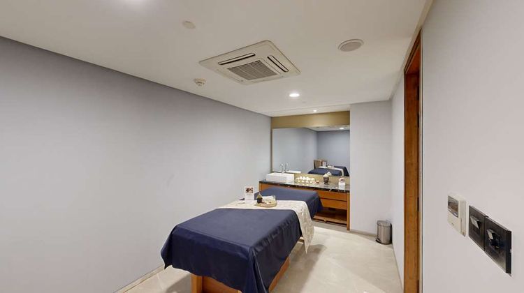 Radisson Hotel Nathdwara Spa