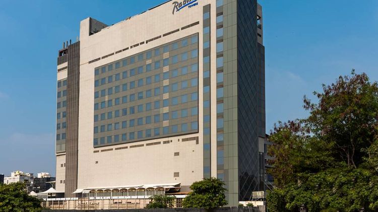 Radisson Blu Towers Kaushambi Delhi NCR Exterior