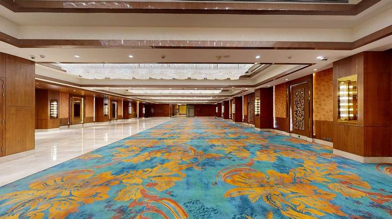 <b>Radisson Blu Towers Kaushambi Delhi NCR Ballroom</b>. Images powered by <a href="https://iceportal.shijigroup.com/" title="IcePortal" target="_blank">IcePortal</a>.