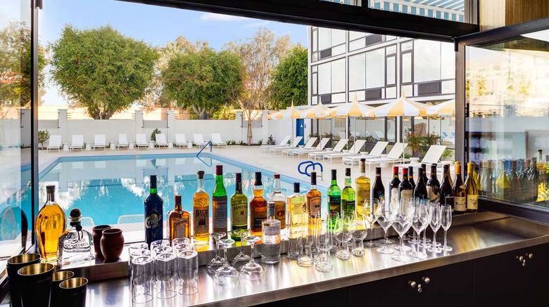 <b>Hotel Lulu, BW Premier Collection Pool</b>. Images powered by <a href="https://iceportal.shijigroup.com/" title="IcePortal" target="_blank">IcePortal</a>.