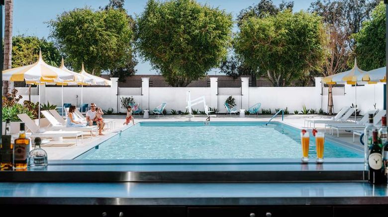 <b>Hotel Lulu, BW Premier Collection Pool</b>. Images powered by <a href="https://iceportal.shijigroup.com/" title="IcePortal" target="_blank">IcePortal</a>.