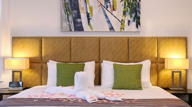 <b>Best Western Plus Bolton on the Park Room</b>. Images powered by <a href="https://iceportal.shijigroup.com/" title="IcePortal" target="_blank">IcePortal</a>.