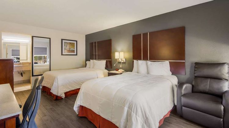 SureStay Hotel Best Western Sarasota N Room
