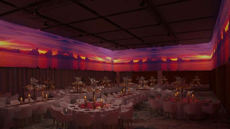 <b>Hyatt Regency Cairo West Ballroom</b>. Images powered by <a href="https://iceportal.shijigroup.com/" title="IcePortal" target="_blank">IcePortal</a>.