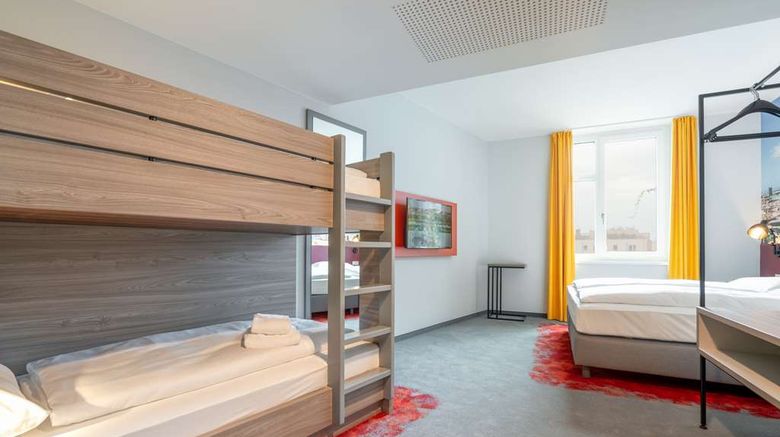 <b>Hotel Campanile Vienna South Room</b>. Images powered by <a href="https://iceportal.shijigroup.com/" title="IcePortal" target="_blank">IcePortal</a>.