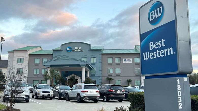 <b>Best Western Houston Bush Intl Airpt Inn Exterior</b>. Images powered by <a href="https://iceportal.shijigroup.com/" title="IcePortal" target="_blank">IcePortal</a>.