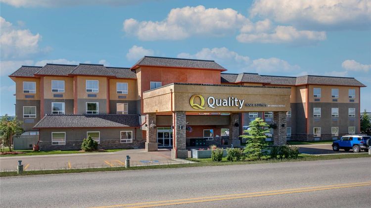 Quality Inn and Suites Rimbey Exterior