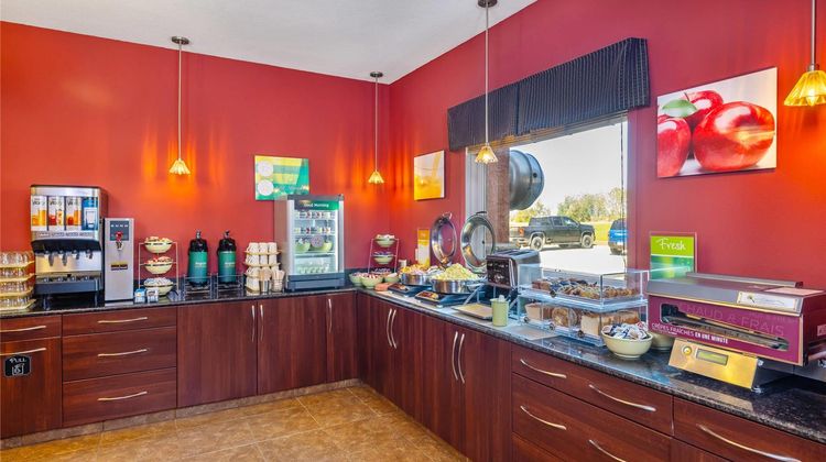 Quality Inn and Suites Rimbey Restaurant