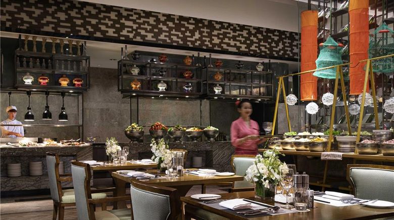 <b>Pullman Resort Xishuangbanna Restaurant</b>. Images powered by <a href="https://iceportal.shijigroup.com/" title="IcePortal" target="_blank">IcePortal</a>.