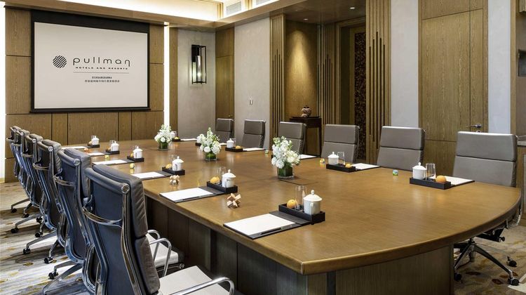Pullman Resort Xishuangbanna Meeting