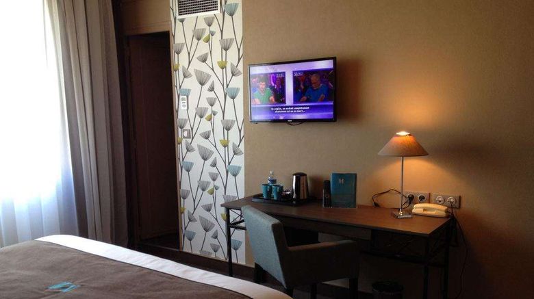 <b>Moka Hotel Room</b>. Images powered by <a href="https://iceportal.shijigroup.com/" title="IcePortal" target="_blank">IcePortal</a>.