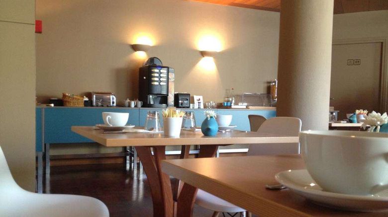 <b>Moka Hotel Restaurant</b>. Images powered by <a href="https://iceportal.shijigroup.com/" title="IcePortal" target="_blank">IcePortal</a>.