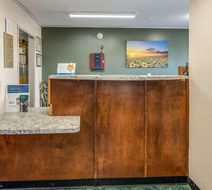 Rodeway Inn and Suites East Dublin Lobby