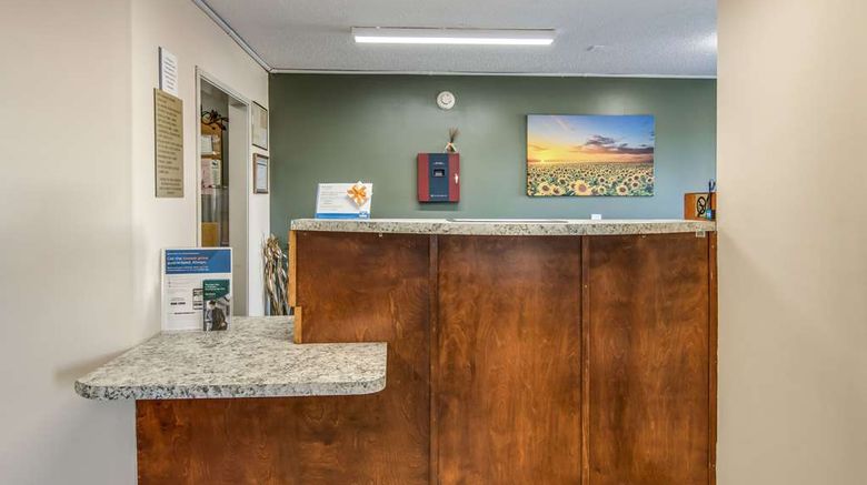 <b>Rodeway Inn and Suites East Dublin Lobby</b>. Images powered by <a href="https://iceportal.shijigroup.com/" title="IcePortal" target="_blank">IcePortal</a>.