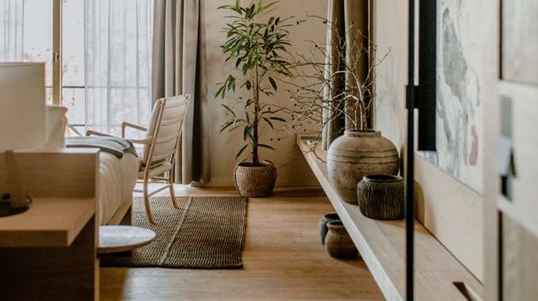 <b>Casa di Langa Room</b>. Images powered by <a href="https://iceportal.shijigroup.com/" title="IcePortal" target="_blank">IcePortal</a>.