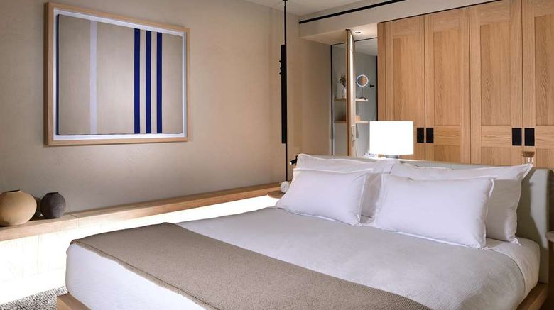 <b>Casa di Langa Room</b>. Images powered by <a href="https://iceportal.shijigroup.com/" title="IcePortal" target="_blank">IcePortal</a>.