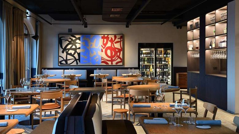<b>Casa di Langa Restaurant</b>. Images powered by <a href="https://iceportal.shijigroup.com/" title="IcePortal" target="_blank">IcePortal</a>.
