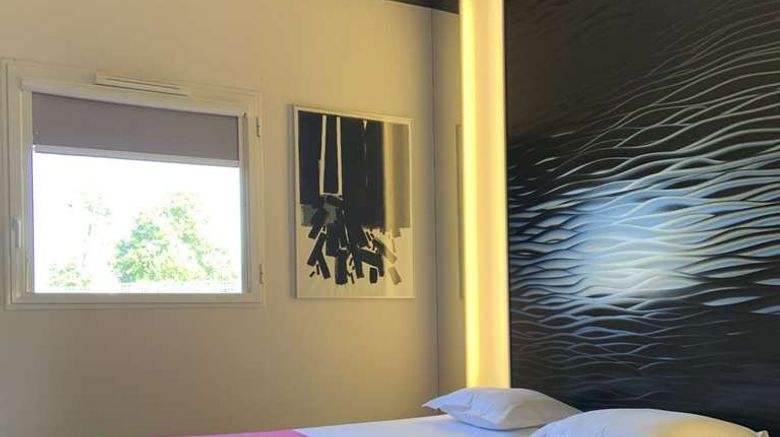 <b>Hotel Gardenia Yvrac Room</b>. Images powered by <a href="https://iceportal.shijigroup.com/" title="IcePortal" target="_blank">IcePortal</a>.