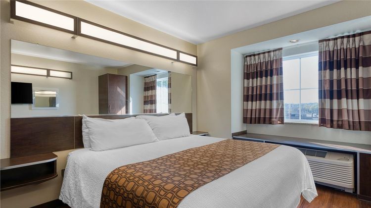 SureStay Plus by Best Western Buckhannon Room
