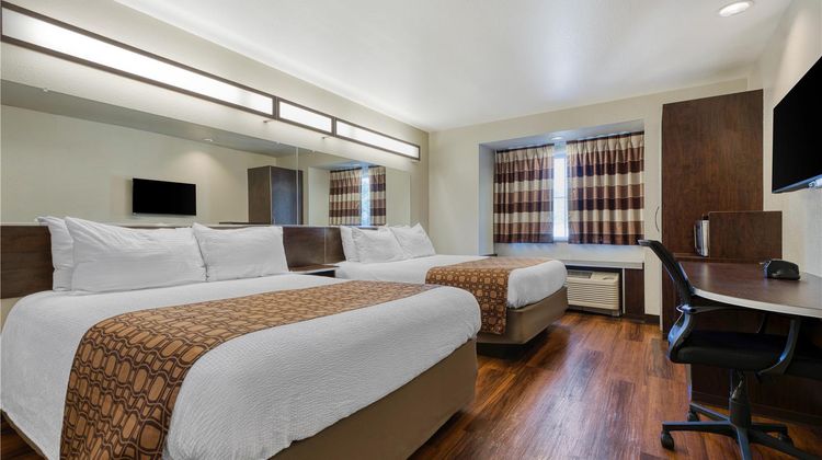 SureStay Plus by Best Western Buckhannon Room