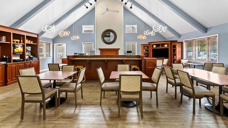 SureStay Studio, Best Western Pensacola Restaurant