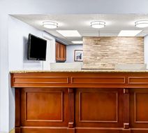 SureStay Studio, Best Western Pensacola Lobby