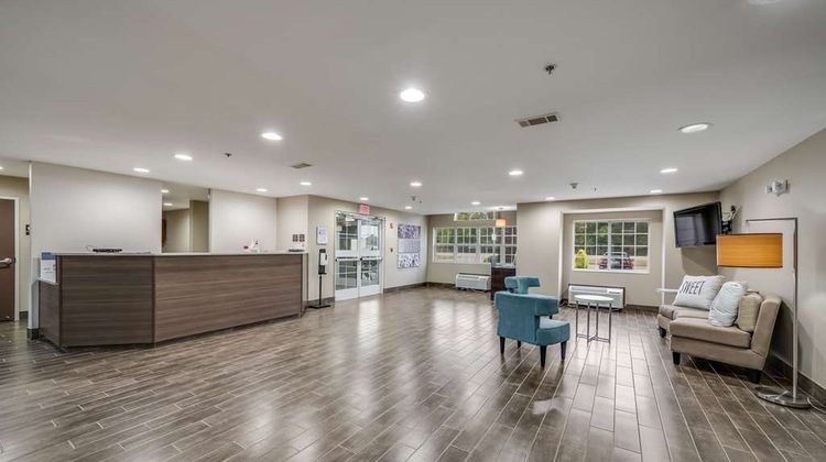 Sleep Inn and Suites Decatur West Lobby