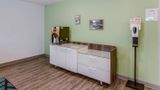 WoodSpring Suites Novi Farmington Lobby