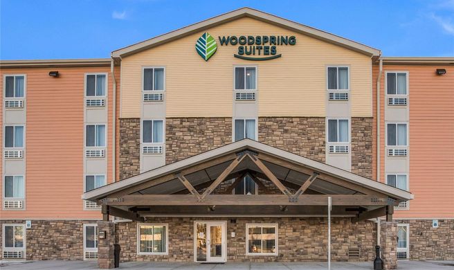 WoodSpring Suites Novi Farmington Exterior