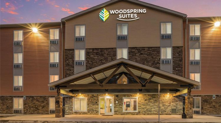 WoodSpring Suites Novi Farmington Exterior