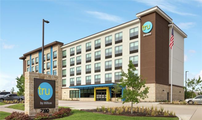 Tru by Hilton Frisco Dallas Exterior