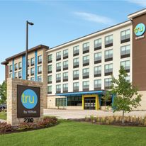 Tru by Hilton Frisco Dallas