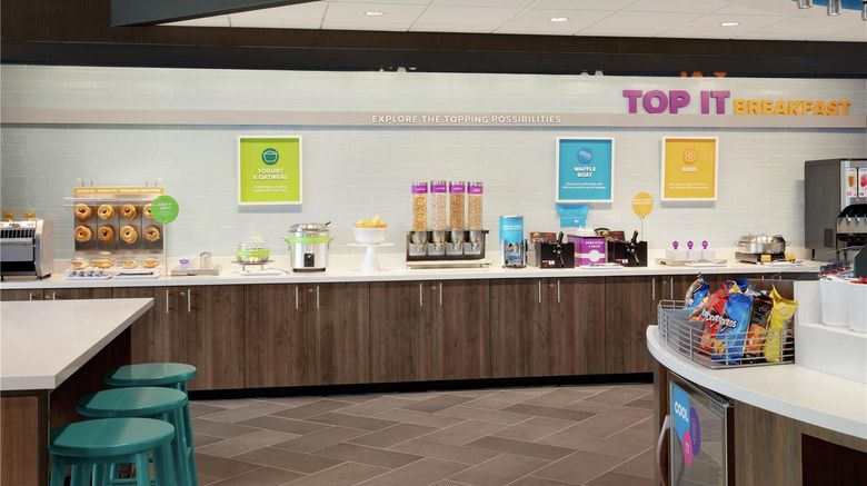 <b>Tru by Hilton Frisco Dallas Restaurant</b>. Images powered by <a href="https://iceportal.shijigroup.com/" title="IcePortal" target="_blank">IcePortal</a>.