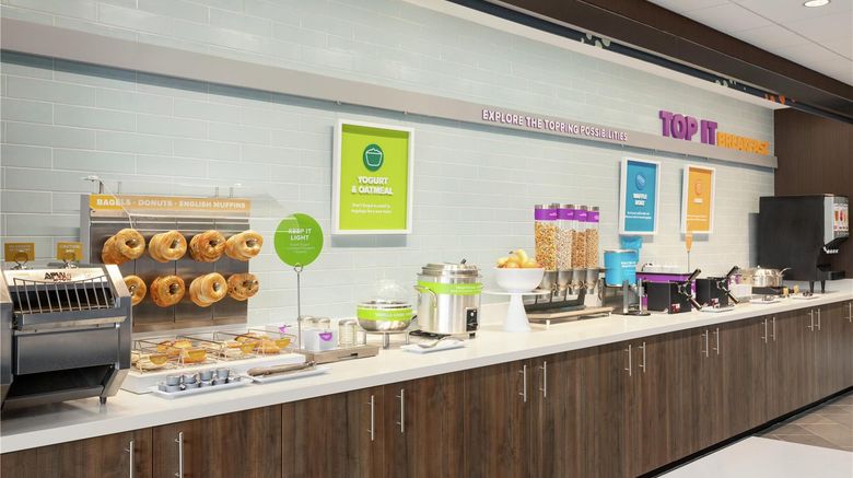 <b>Tru by Hilton Frisco Dallas Restaurant</b>. Images powered by <a href="https://iceportal.shijigroup.com/" title="IcePortal" target="_blank">IcePortal</a>.